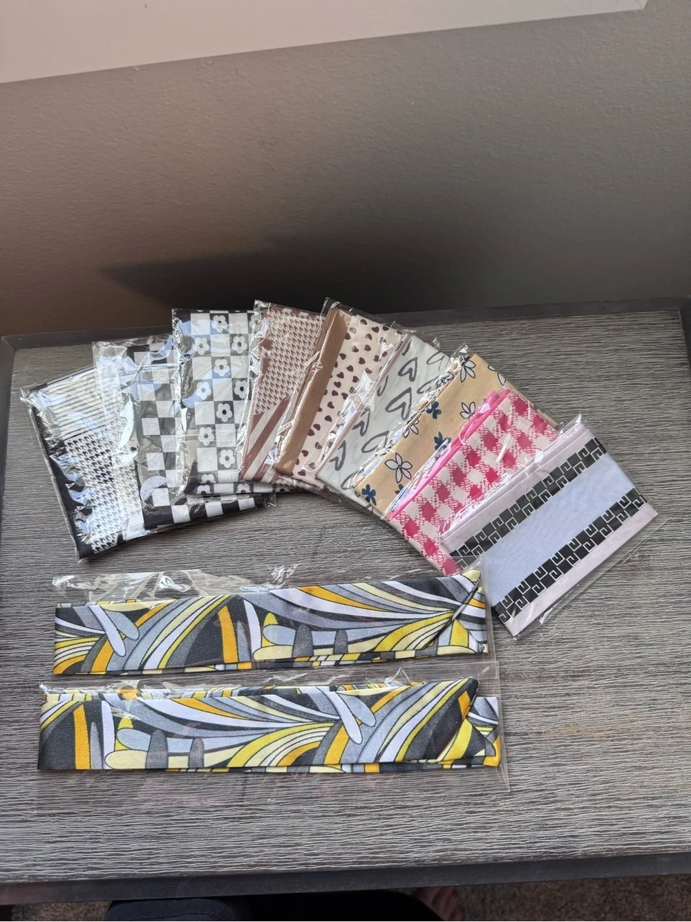 Twilly Scarf Set Multi Print for Purses or Neck. 11 included.